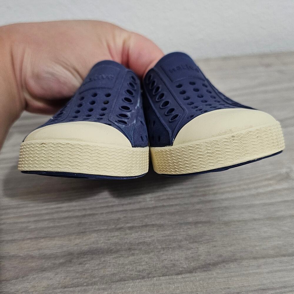 Native Shoes Jefferson Classic Slip On Navy Blue Kids C8 Unisex Boy - Picture 7 of 10